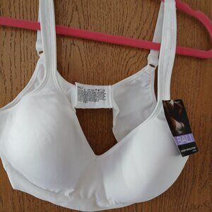 Bali Comfort Revolution Wirefree Bra 42C NWT